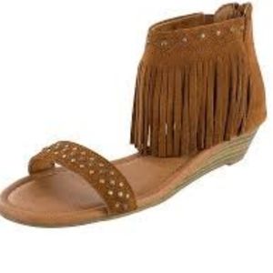 Minnetonka Moccasins suede Savona sandal, 7